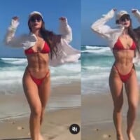 Jade Picon exibe barriga trincada em biquíni fio-dental e asa-delta em dia de praia. Vídeo!