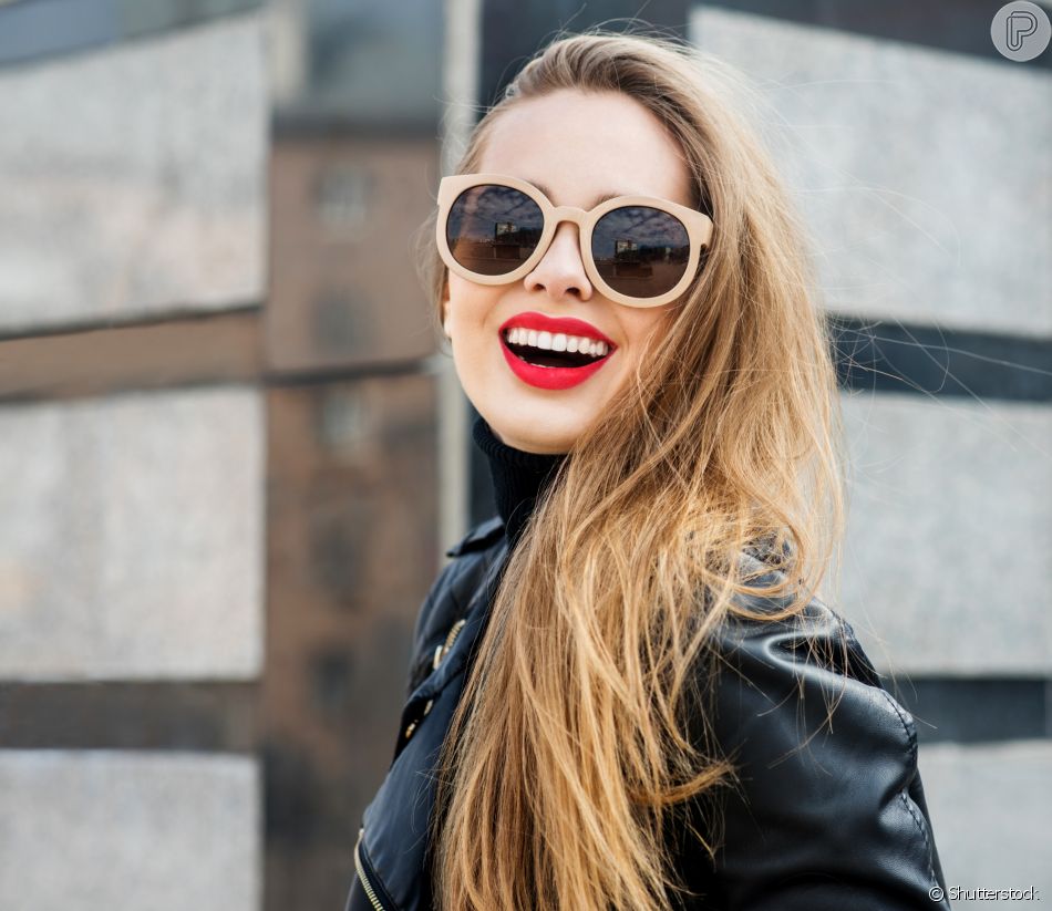 O batom vermelho é uma aposta certeira para dar um up no visual