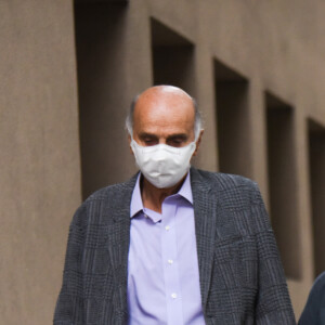 Drauzio Varella e Regina Braga compareceram ao velório de Jô Soares