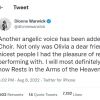 A cantora Dionne Warwick escreveu um belo texto à Olivia Newton-John