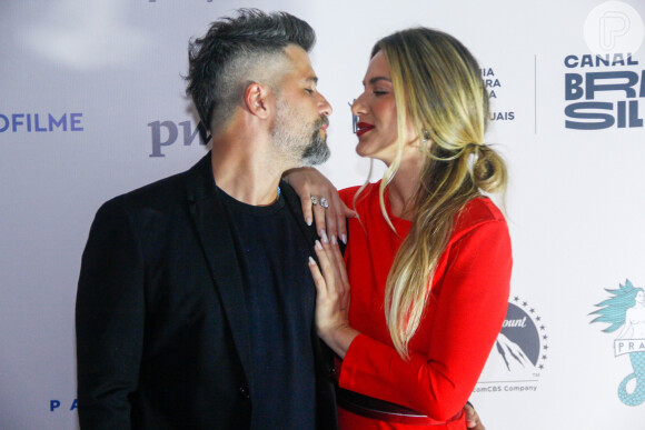 Bruno Gagliasso e Giovanna Ewbank comentam indicação do ator em prêmio