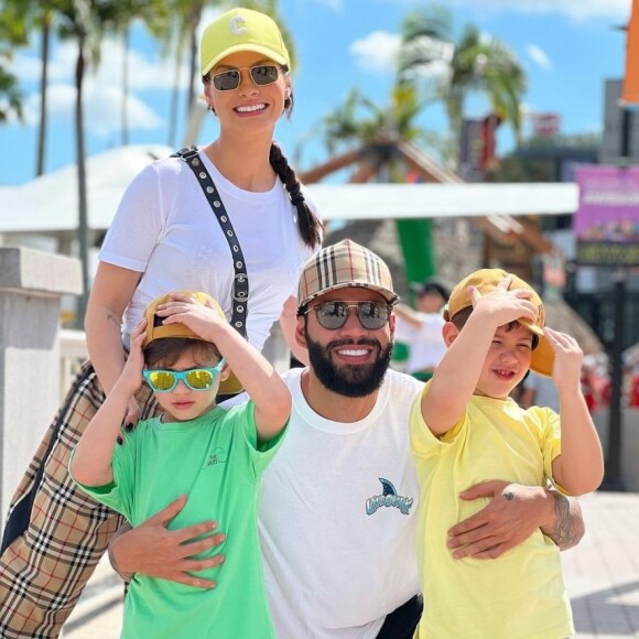 Andressa Suita compartilha momento fofo entre os filhos e Gusttavo Lima