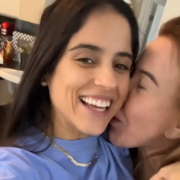 Zilu Godoi e Camilla Camargo juntas: 'Eu vim ver minha mãe finalmente!'