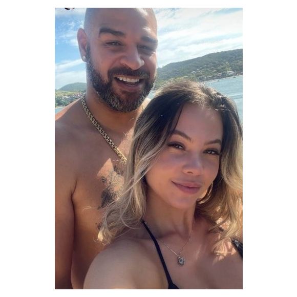 Adriano está solteiro desde o fim do relacionamento com Céu Oliveira