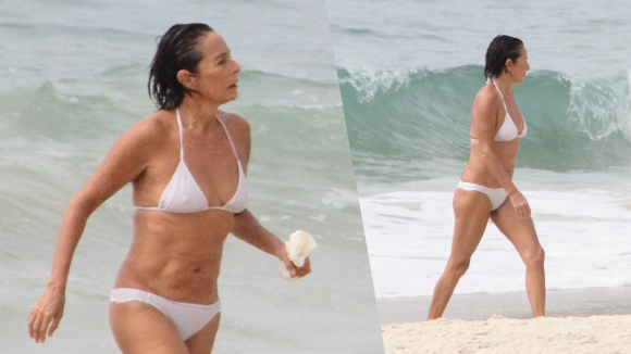 Andréa Beltrão: em rara aparição, atriz é flagrada de biquíni em praia carioca. Fotos!