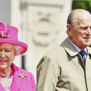 Devido a morte do príncipe Philip em abril de 2021, seu filho, o príncipe Andrew resolveu presentear a Rainha Elizabeth II com mais dois, Muick e Fergus