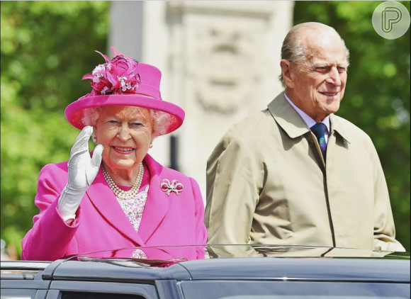 Devido a morte do príncipe Philip em abril de 2021, seu filho, o príncipe Andrew resolveu presentear a Rainha Elizabeth II com mais dois, Muick e Fergus