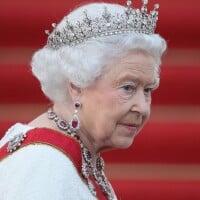 Rainha Elizabeth II: saiba com quais joias a monarca será enterrada