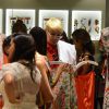 Xuxa foi clicada fazendo compras em um shopping da Barra da Tijuca, na Zona Oeste do Rio, na tarde desta segunda-feira, 22 de dezembro de 2014. Acompanhada por seguranças, a apresentadora escolheu algumas roupas e posou para fotos com uma fã mirim