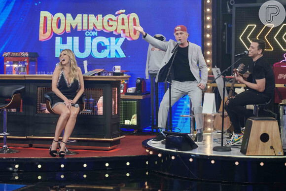 Lívia Andrade afirmou que sua chegada ao 'Domingão com Huck' 'foi muito melhor do que esperava'