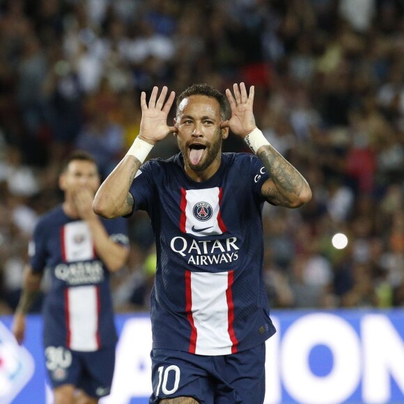Neymar é o artilheiro do Campeonato Francês