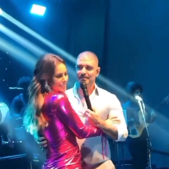 Romance de Paolla Oliveira e Diogo Nogueira encantou público em show
 