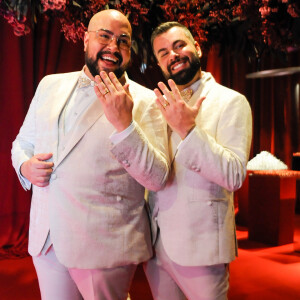 Tiago Abravanel e Fernando Poli se casaram em uma cerimônia repleta de famosos em São Paulo