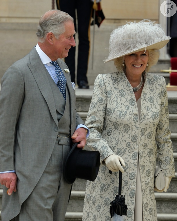 Rei Charles III teme a forma com que a esposa, a rainha consorte Camilla, será retratada no livro do Príncipe Harry