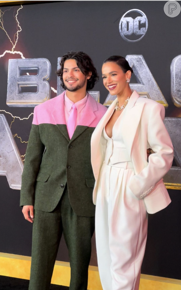 Bruna Marquezine e Xolo Maridueña vão morar no mesmo lugar? Atriz já planeja mudança para Nova York
 