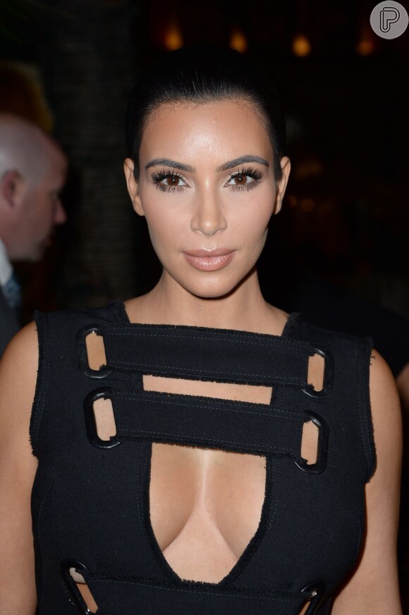 Kim Kardashian está tendo dificuldades para engravidar de novo, afirma site americano 'TMZ'