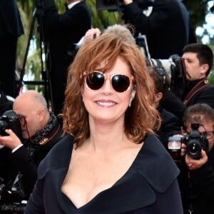 Susan Sarandon, intérprete da vilã de 'Besouro Azul', também teve a atuação aclamada em evento teste do filme