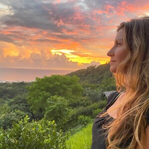 Gisele Bündchen está bem após o divórcio, diz fonte da revista People