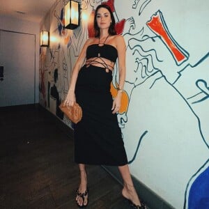 Thaila Ayala mostrou a barriga da segunda gravidez em foto no Instagram