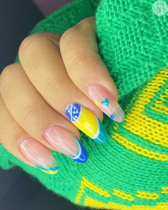 Unhas decoradas para Copa do Mundo: usar uma nail art diferente em cada dedo também é uma opção