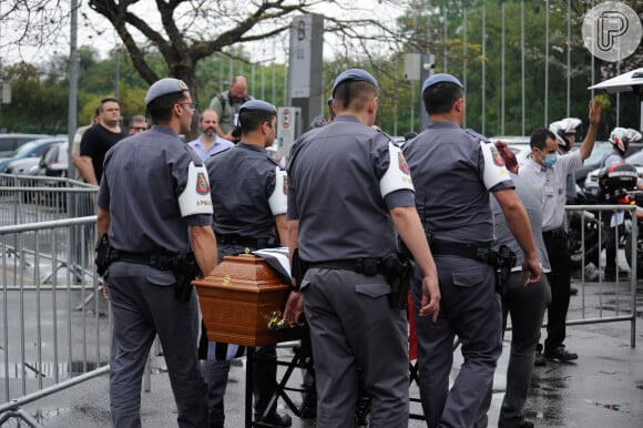 Corpo de Gal Costa deixou Assembleia Legislativa de São Paulo por volta das 15h