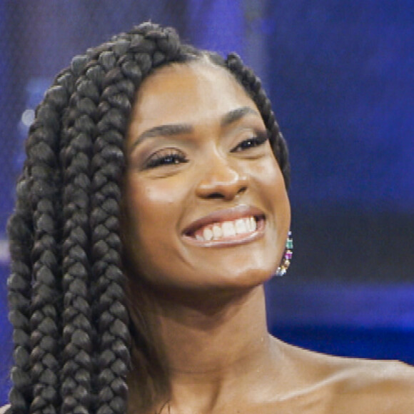 Erika Januza falou da vontade de congelar óvulos