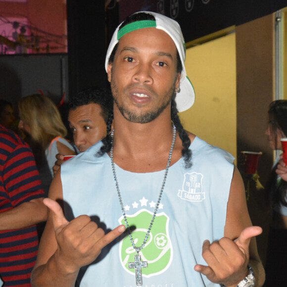 Ronaldinho Gaúcho: 'Todo plot twist no Brasil tem o toque deste homem', disse um internauta