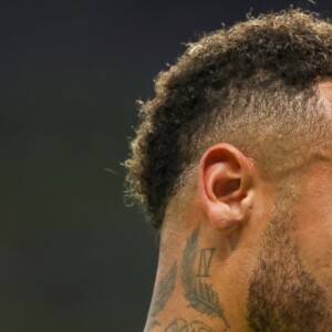 Neymar lamentou outra lesão durante Copa do Mundo