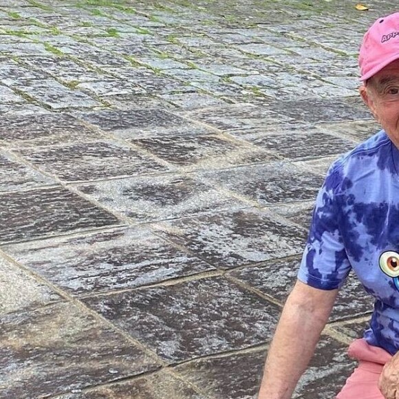 Em vídeo, Renato Aragão garantiu estar se sentindo bem