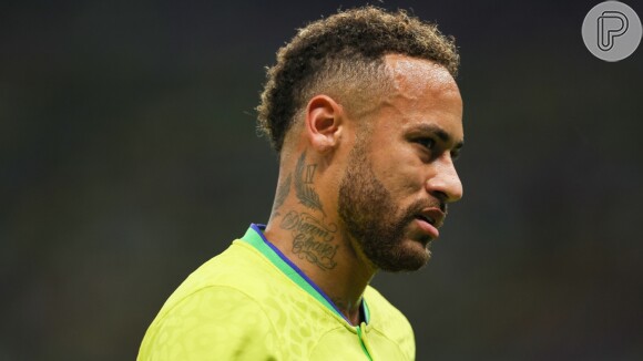 Neymar sofre com derrota do Brasil na Copa do Mundo