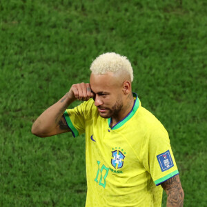 Neymar está desolado após a eliminação do Brasil
