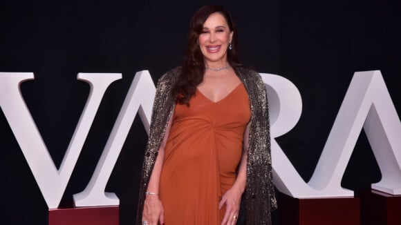 Claudia Raia aponta dificuldades da reta final da gravidez em festa com Gisele Bündchen e mais famosos