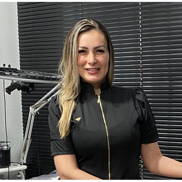 Andressa Urach usou seu canal de Youtube para contar mais detalhes do diagnóstico