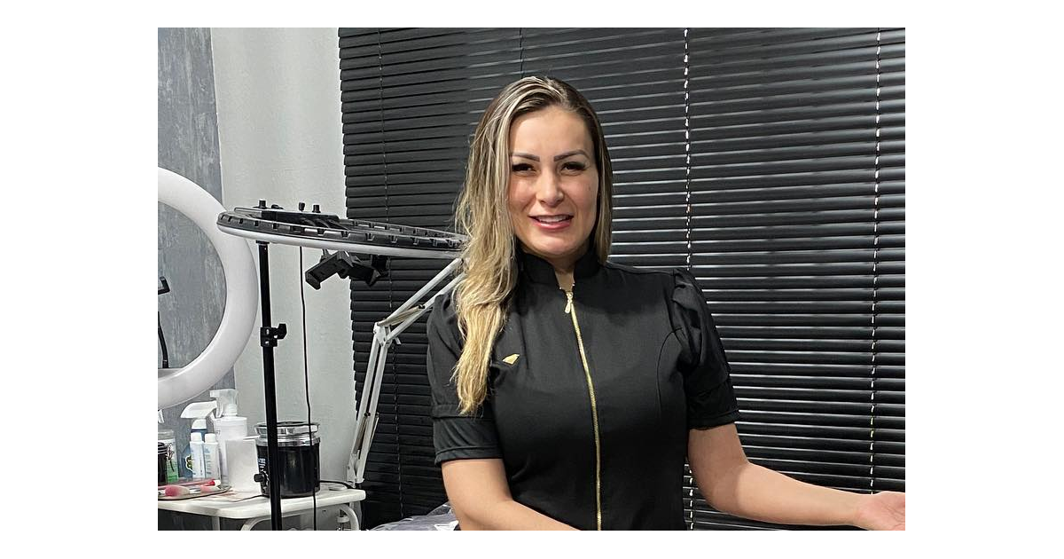 Andressa Urach usou seu canal de Youtube para contar mais detalhes do