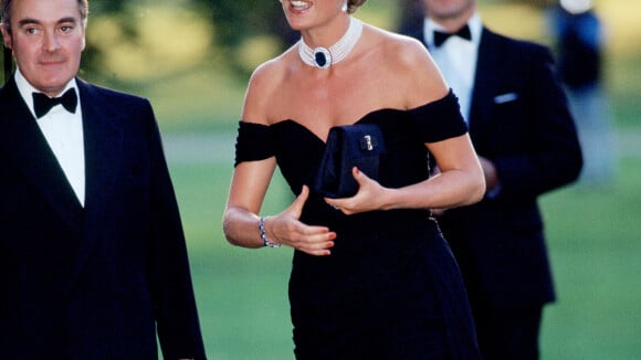 'Vestido da vingança' usado por Diana proporcionou experiência inesquecível para atriz de 'The Crown'