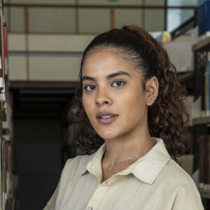 Guiga (Mel Maia) vai ser rival de Jenifer (Bella Campos) na faculdade de Direito, na novela 'Vai na Fé'