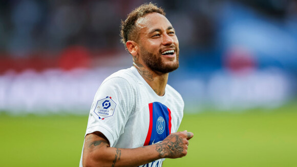 Neymar é chamado de 'Rei do Camarote' após conseguir folgas em todos os Réveillons desde 2015