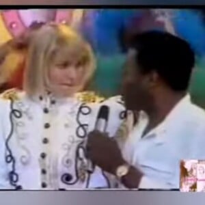 Pelé e Xuxa se reencontram no palco do 'Xou da Xuxa', na Globo