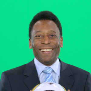 Pelé vai ser velado dia 2 de janeiro de 2023 na Vila Belmiro, estádio do Santos