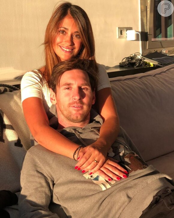 O amor de Messi e Antonela Roccuzzo arrebatou a internet em 2022 com toda a notoriedade que o craque argentino teve durante a Copa do Mundo