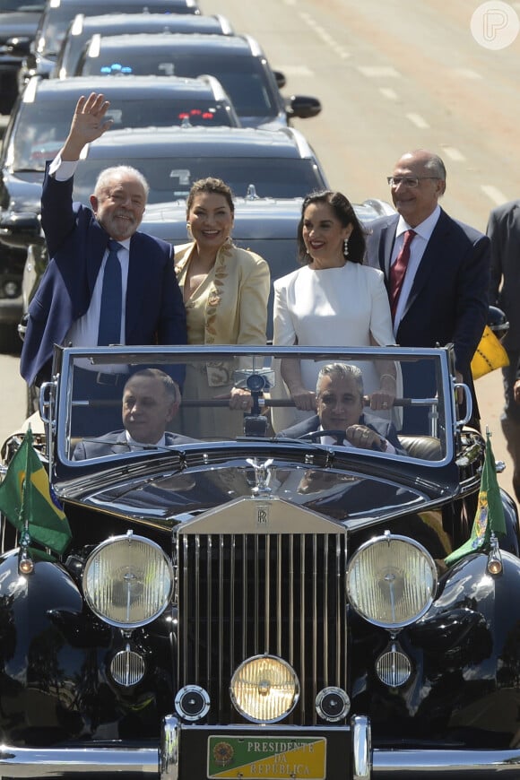 Janja Silva quis valorizar a moda nacional em sua escolha de look para a posse de Lula