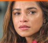 Brisa (Lucy Alves) se choca com medo de Moretti (Rodrigo Lombardi) atentar contra seu filho, Tonho (Vicente Alvite), na novela 'Travessia'