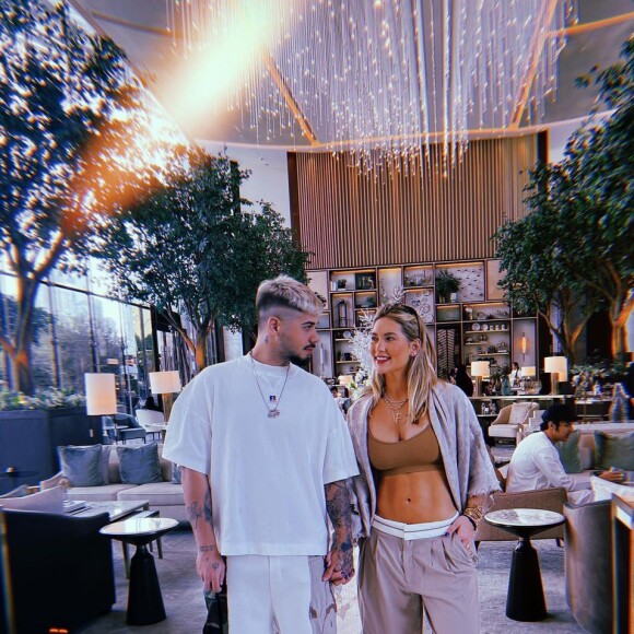 Diante do pedido de Zé Felipe, Virgínia Fonseca pergunta: 'Ô, amor, não consegue virar, não?'