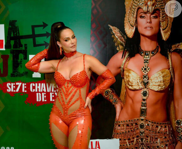 Roupa de Paolla Oliveira chamou atenção por decote e recorte para ensaio do carnaval 2023