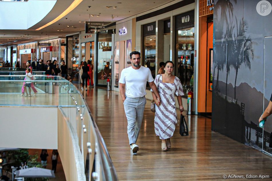 Fotos: Casal Rodrigo Lombardi E Betty Baumgarten Passeia Por Shopping ...