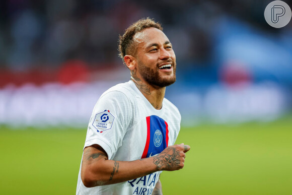 Neymar está em Paris para cumprir compromissos com o PSG
