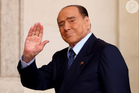 O ex-primeiro ministro italiano Silvio Berlusconi morreu em 12 de junho de 2023 aos 86 anos por complicações de leucemia