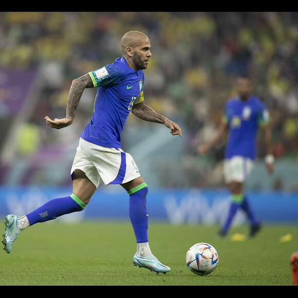 Daniel Alves é acusado de estuprar uma jovem em boate da Espanha no penúltimo dia de 2022