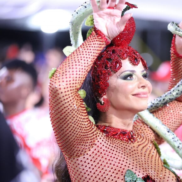 Viviane Araujo se prepara para mais uma maratona de Carnaval como Rainha de Bateria