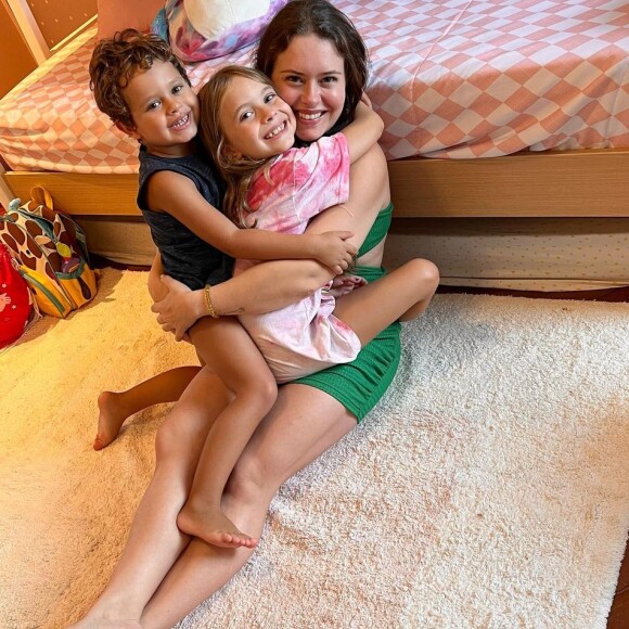 Com os filhos, Mariana Bridi não consegue voltar para casa. Saiba motivo!